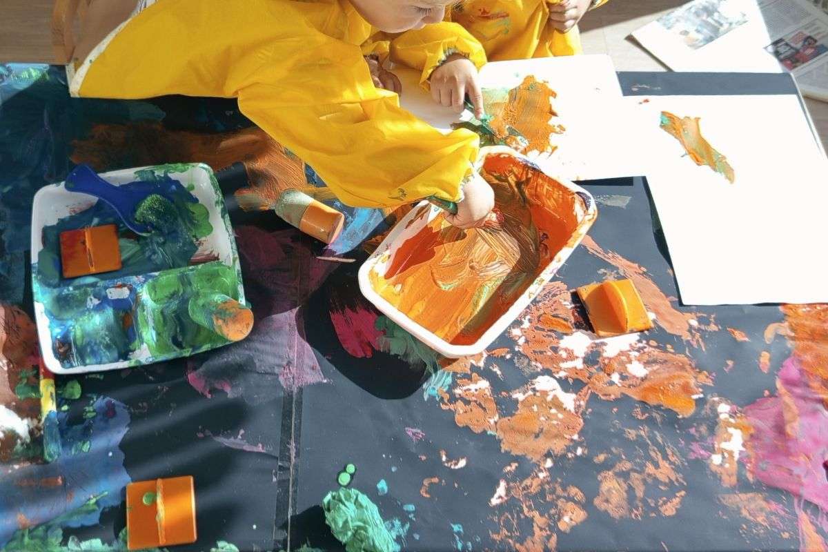 L'accompagnement de chaque famille est au centre de nos préoccupations et les enfants évoluent sous le regard d'une équipe formée et attentive 